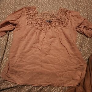 Elegant Lace Detail Women's Top - Pink